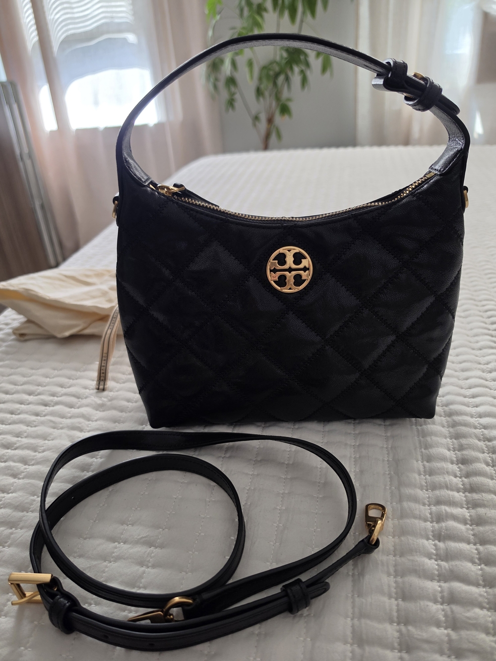 Tory Burch Willa Hobo Black Quilted Leather
